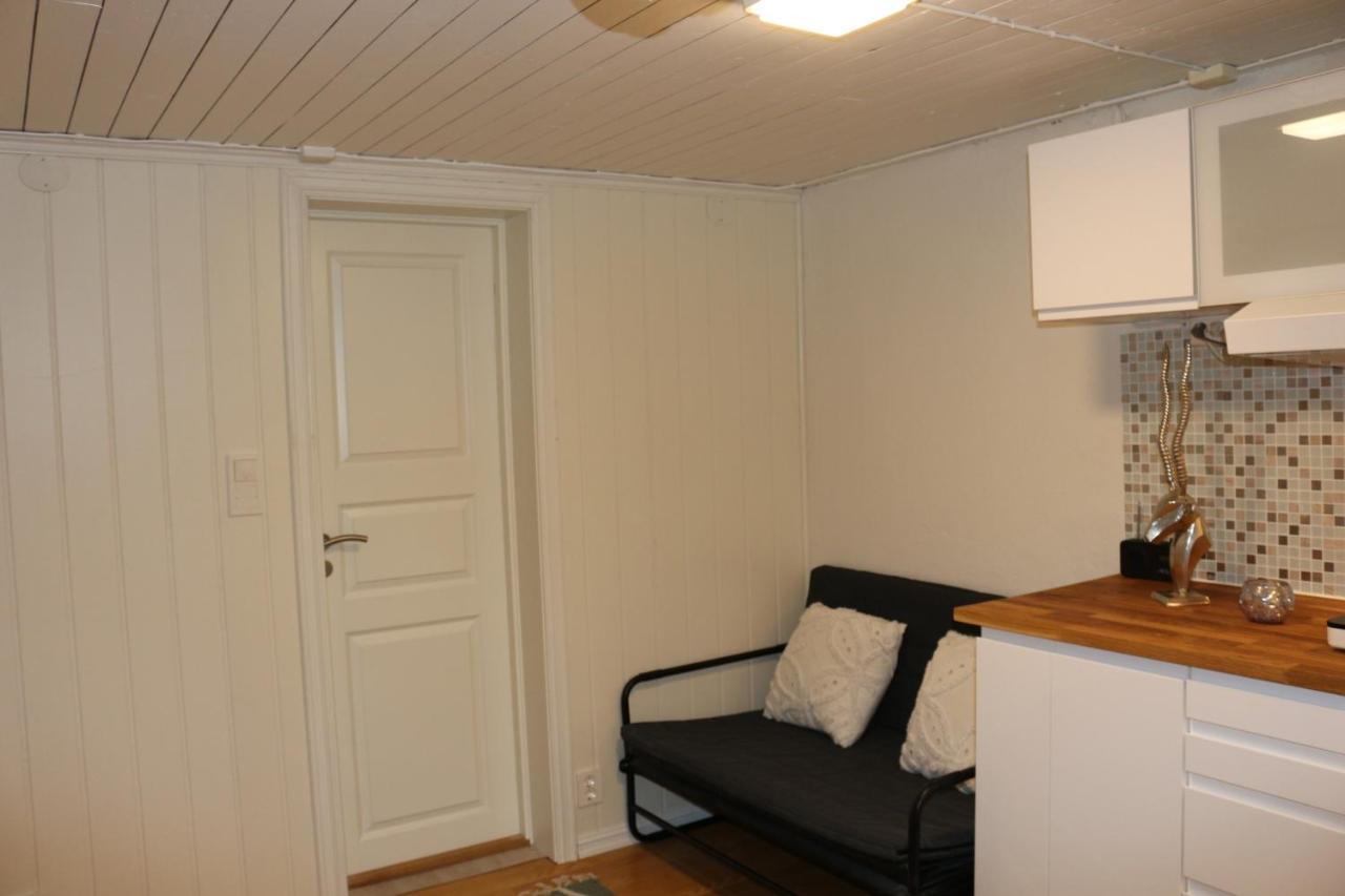 Nice Apartment With1 Bedroom Separate Living Room With A Sofa Bed And A Tiny Kitchen A Bathroom Located In Nordstrand Near By The Sea For 3 Guests With A Garden And Grill 5 Extra Guests With Extra Cost In The Cabin With Sea View Just Outside The Apar Oslo Exterior foto
