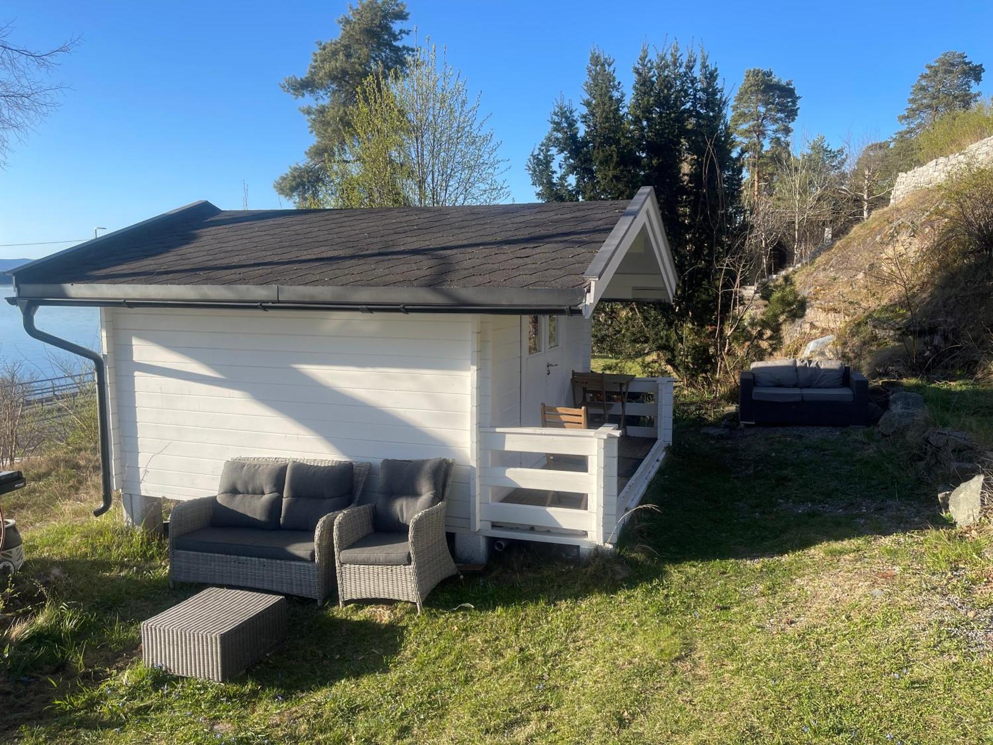 Nice Apartment With1 Bedroom Separate Living Room With A Sofa Bed And A Tiny Kitchen A Bathroom Located In Nordstrand Near By The Sea For 3 Guests With A Garden And Grill 5 Extra Guests With Extra Cost In The Cabin With Sea View Just Outside The Apar Oslo Exterior foto